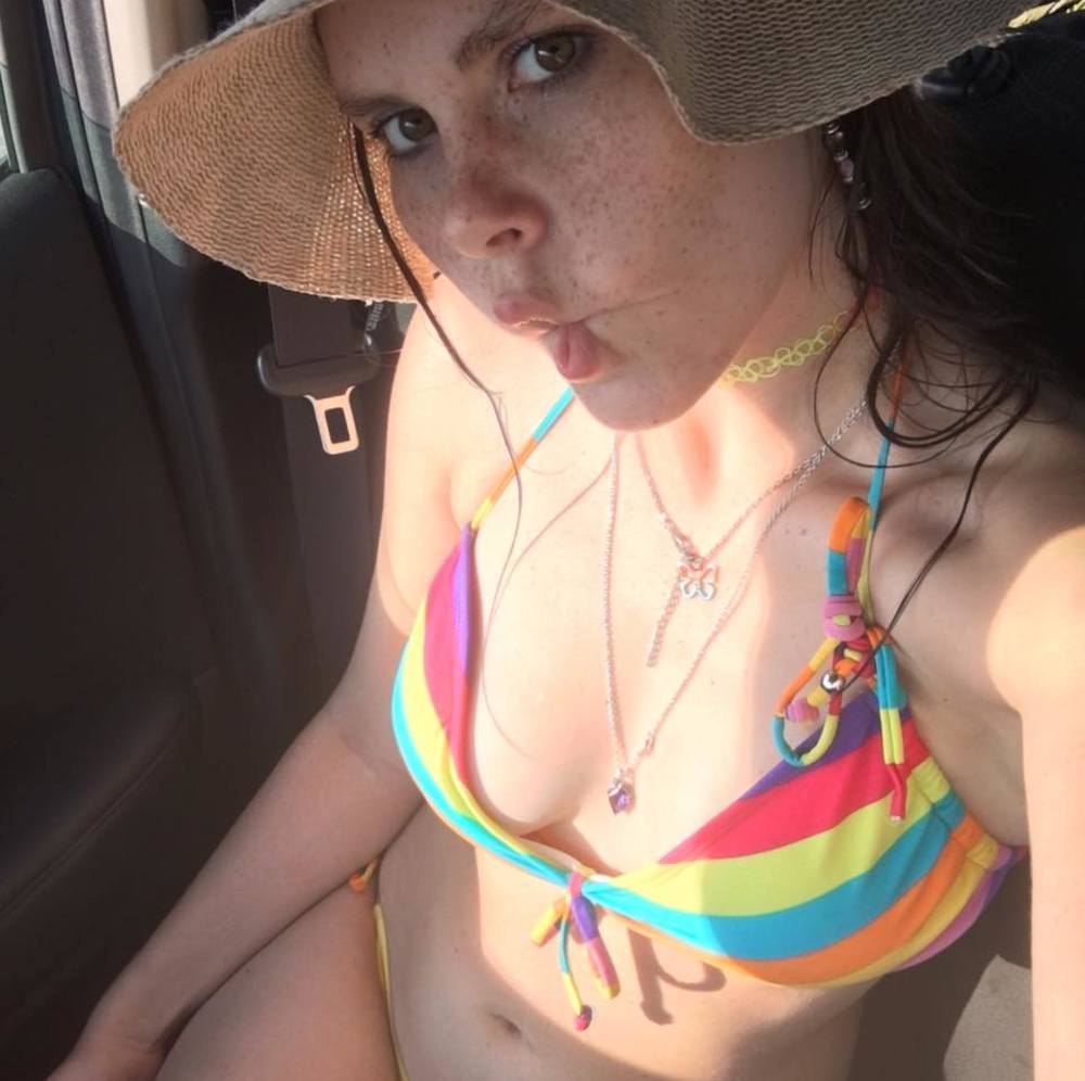 Meet your Posher, Amethyst